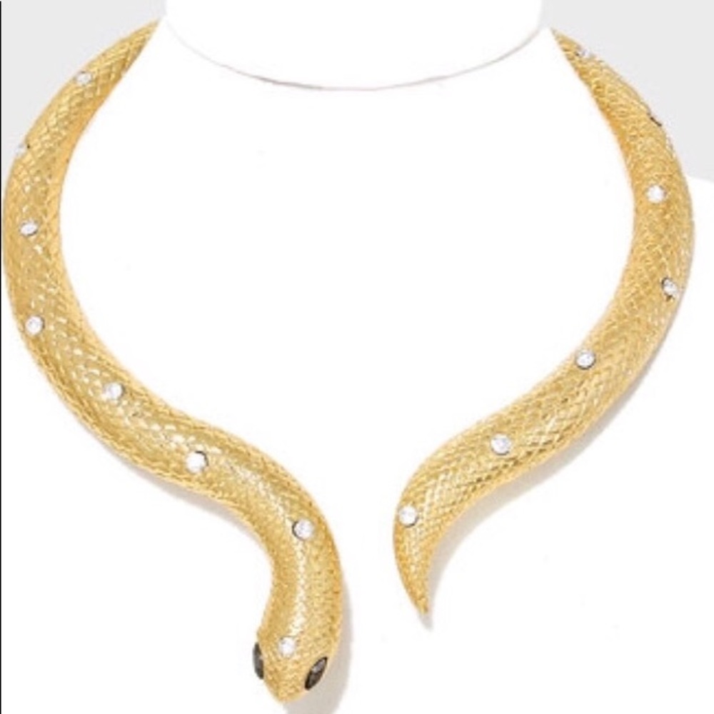 $8 sale plus 25% off bundles